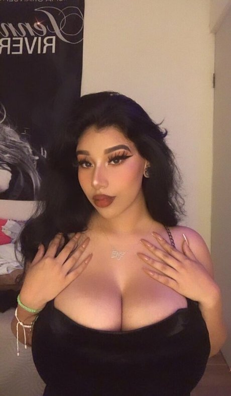 Fernanda V nice pornstar pictures