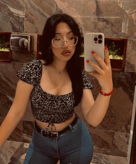 Sabac high quality pornstar img