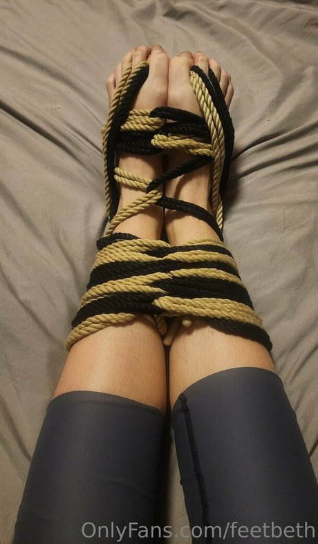 feetbeth xxx actress images