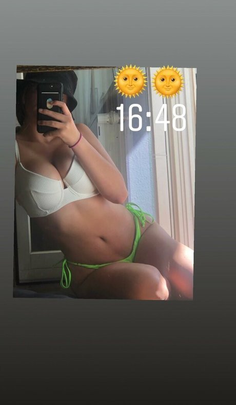 Elly Anne star top pictures