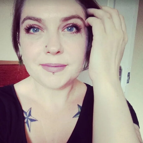 Rabbithole erotic star pic