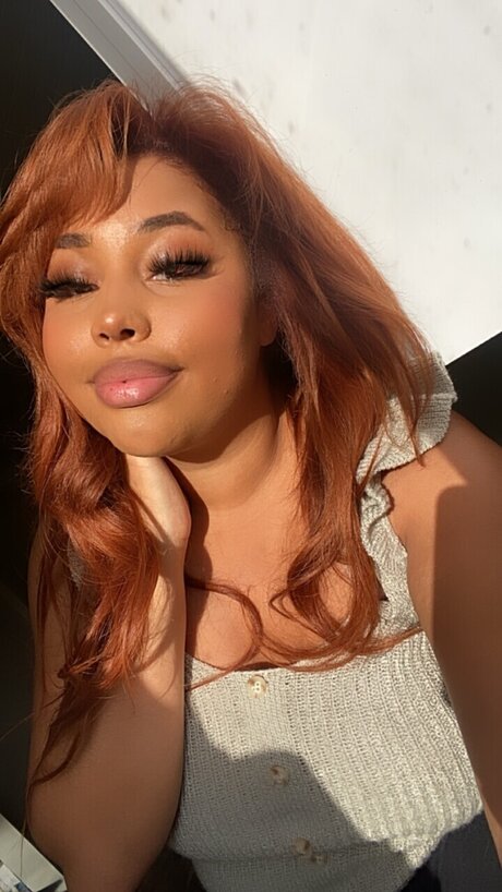 CaramelToes19 pornstar hd img