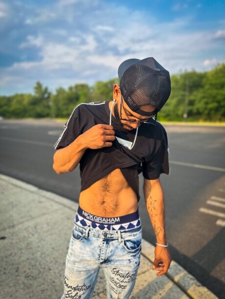 PututuElUnico nude star gallery