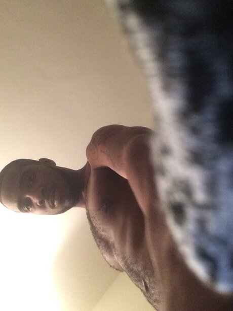 No name No Shame star hot picture