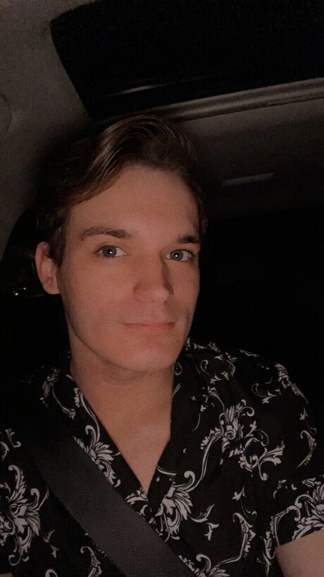 Coop hot model images