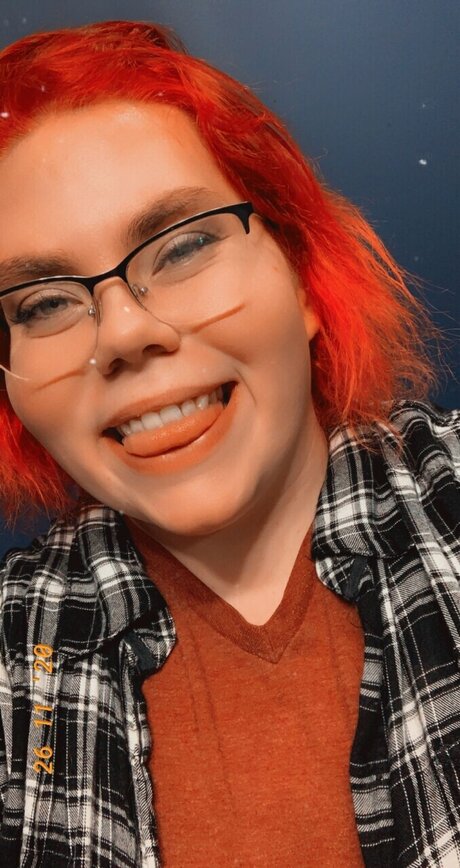 Cymri Bradley beautiful model img