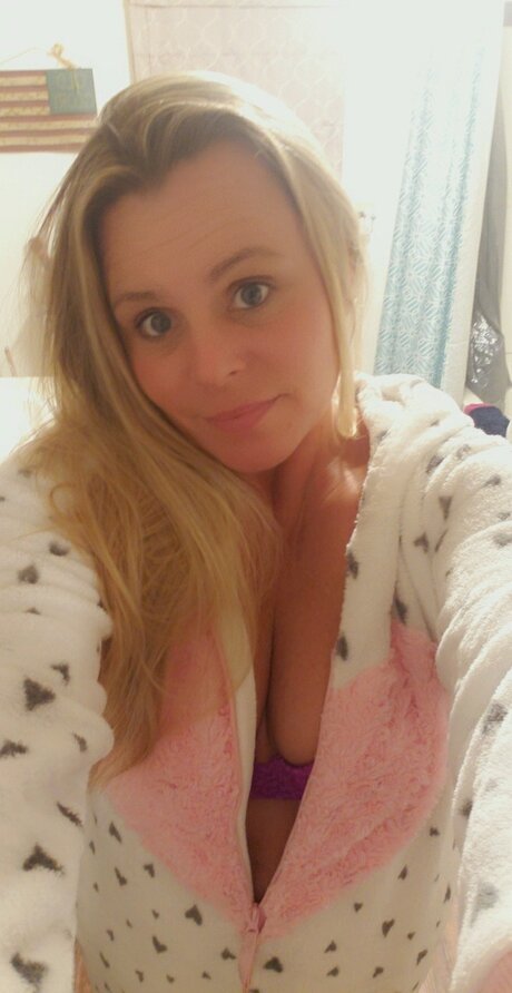 Autumn Smallwood pornstar beautiful photos