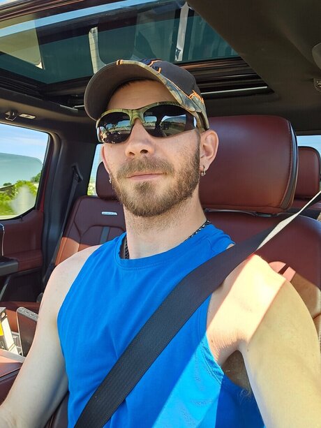 Johnny Rockit sex actress pic