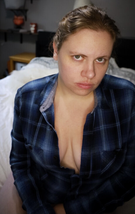 Natalie Mayson pretty pornstar images