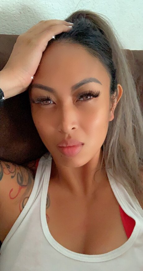 Hella Kulit top pornstar photos