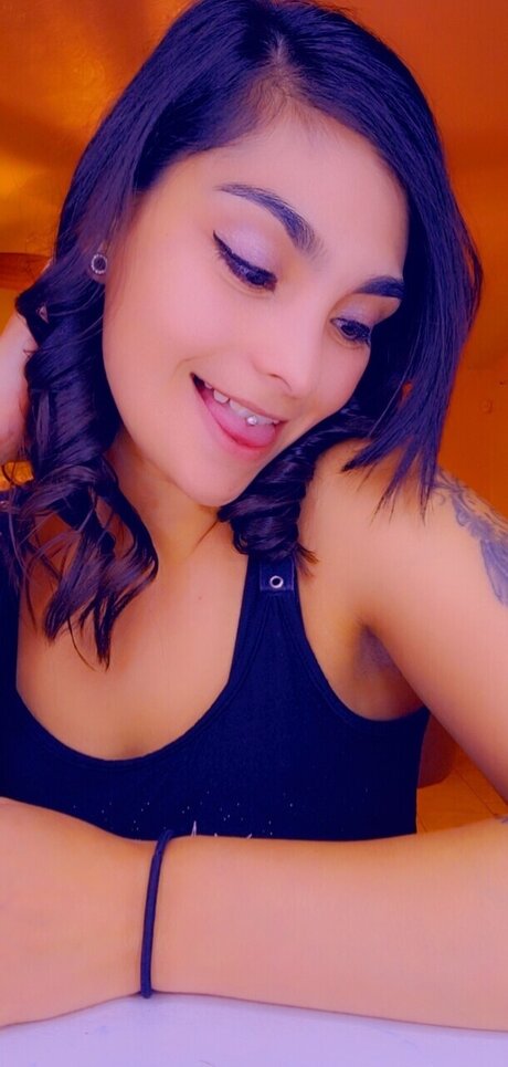 Sweetness pretty pornstar img