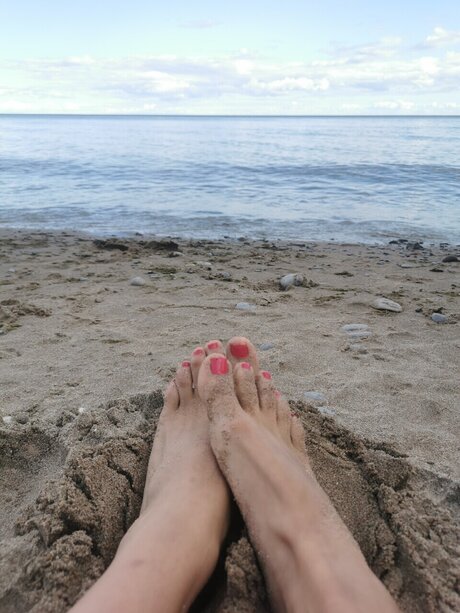 Feetique hot actress archive