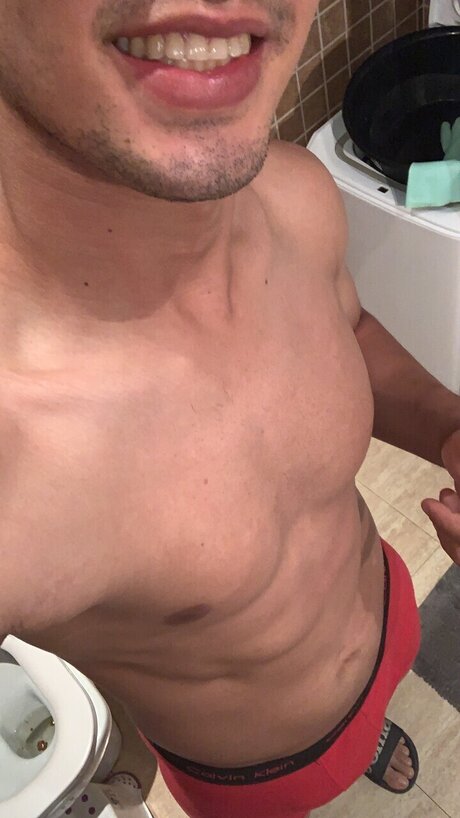 Pollon99 hot model pic