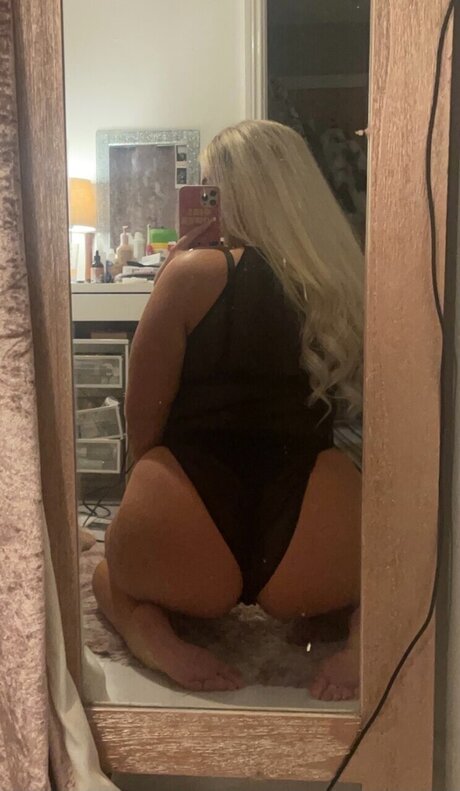 Raicheal93 erotic pornstar photos