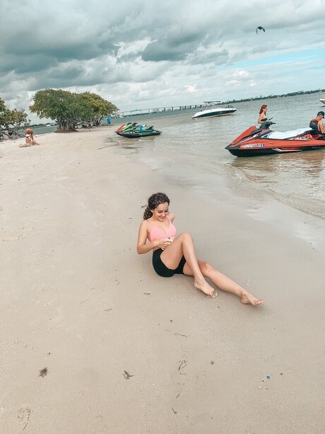 Feet Queen nice star photos