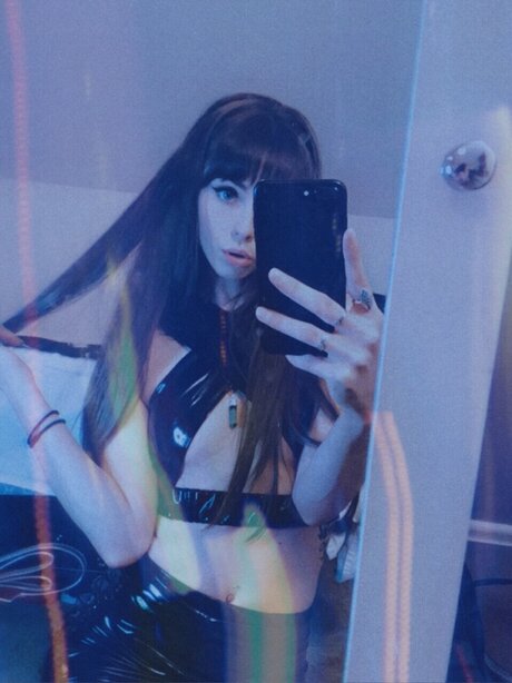 WildWillow pornstar sex photo