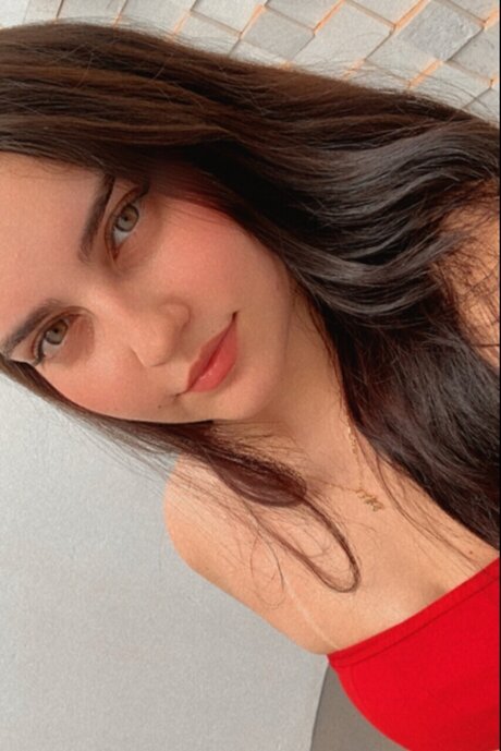 Thabata Esteves hot pornstar photos