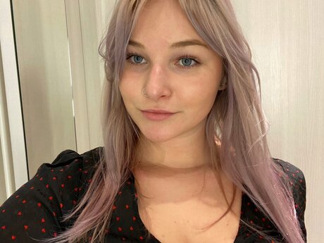 Elinkaaa model porn galleries