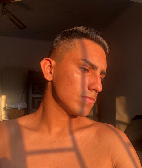 Fabian Quintero xxx model gallery