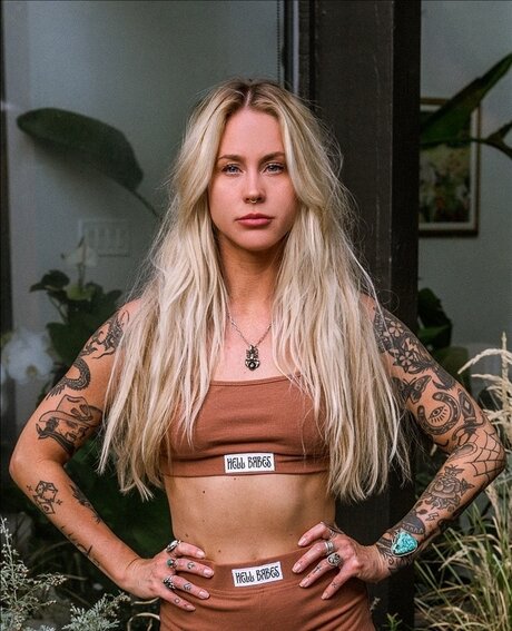 Jeana Lynn Vande Kieft star beautiful pics