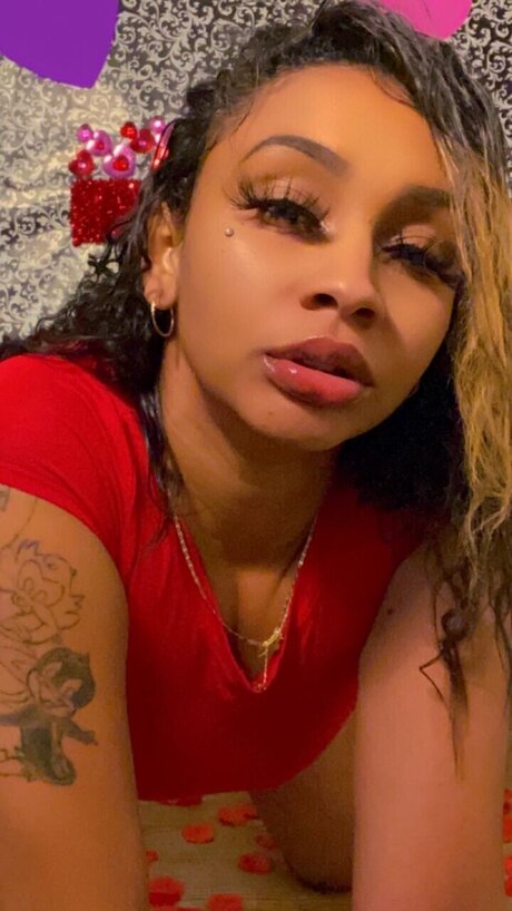 NVbbyENVY erotic actress pics