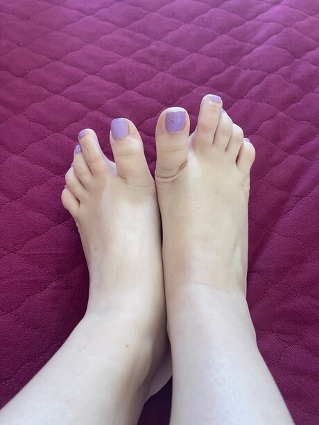 Aphrodite magicfeet sex model gallery
