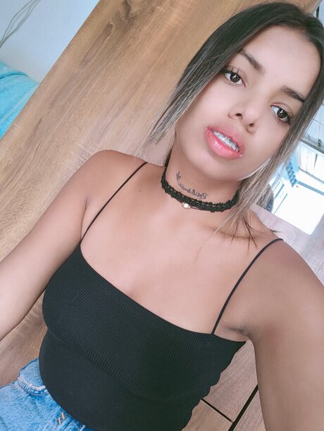 Sandra Garcia exclusive star image