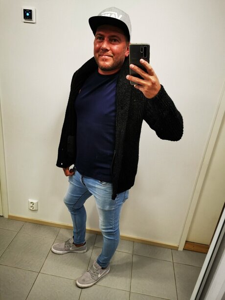 RObsu pornstar naked archive