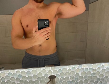 thirdlegger adult model photo