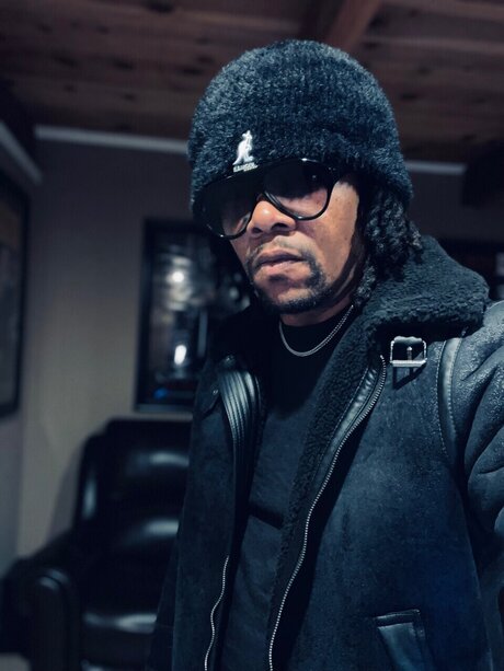 Rock Starr model xxx photo