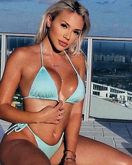 Isabelita free pornstar pic