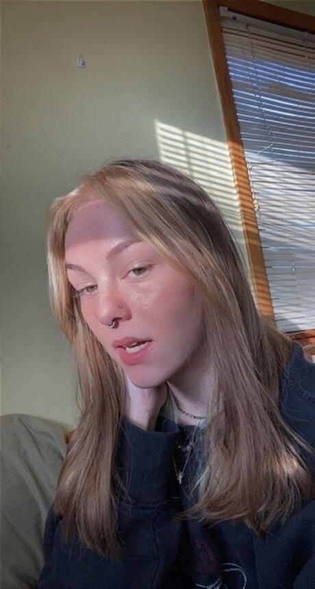 lindslil22 star erotic galleries