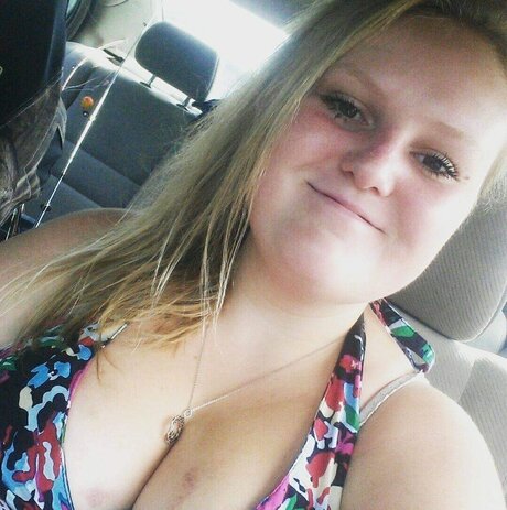 Velmalola model free pic