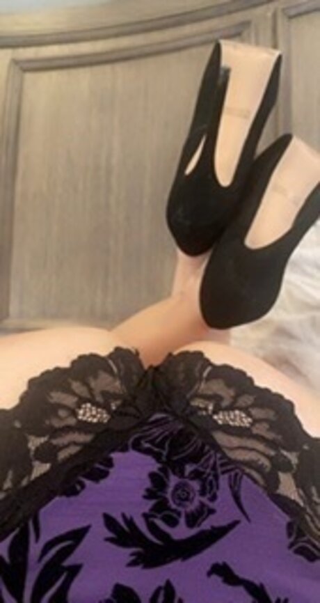 Lizzyme xxx star pics