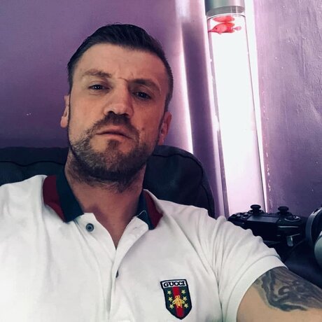 Copil Petru Marius model art gallery