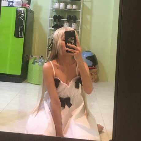 miuu pornstar naked photos