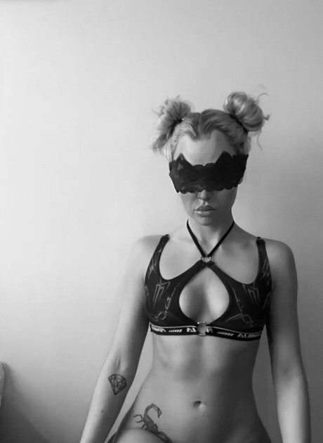 MissPussy pornographic star photo