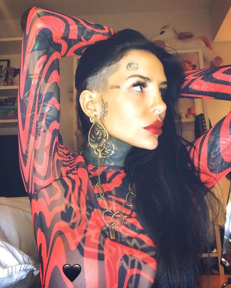 Candelaria Tinelli model best photos