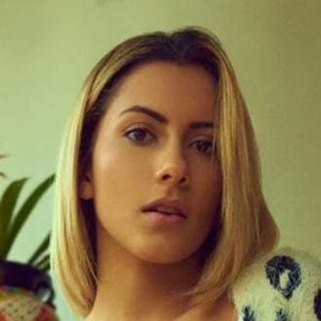 Keniamusicr nice star photo