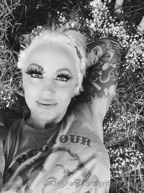 Griffon Ramsey model pornographic archive