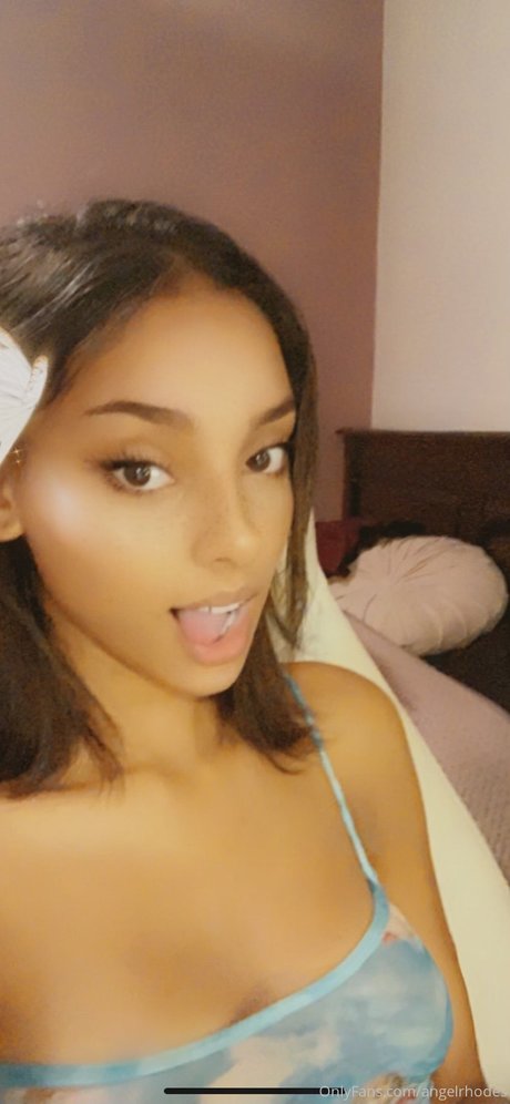 Angel Rhodes pretty pornstar galleries