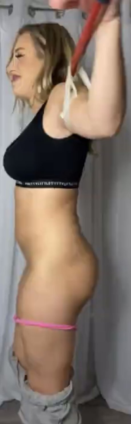 Jessie Sims star pics