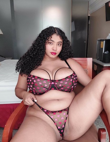 Karla Turner model exclusive pics