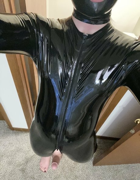 Scarlett Williams pornstar sex galleries