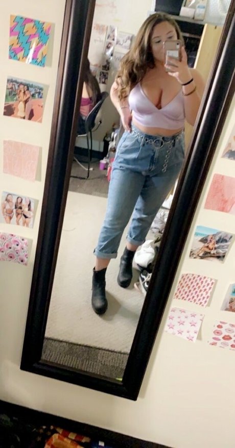 Dana S star high quality pictures