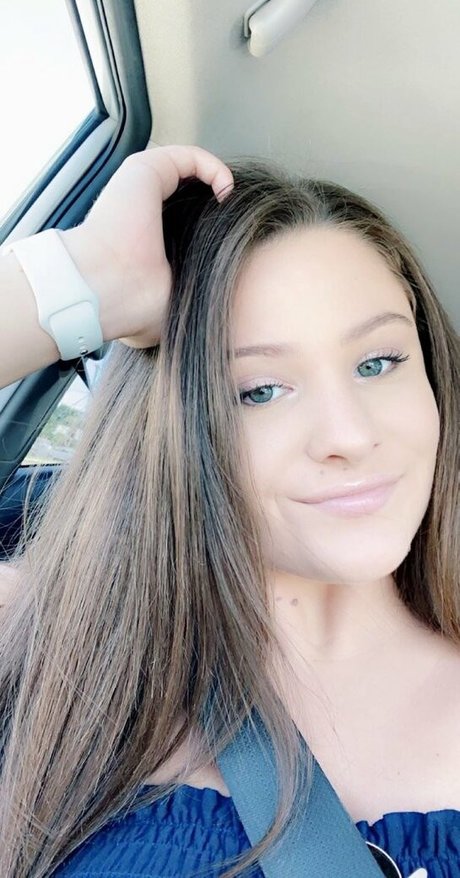 Dana S star exclusive photo