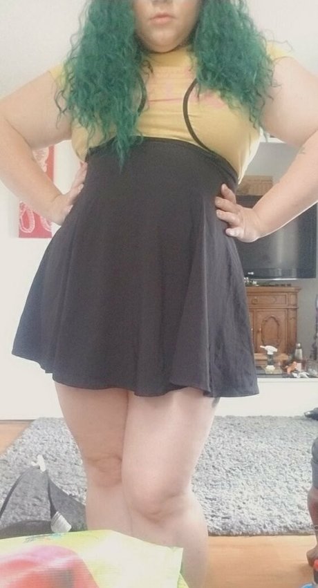 tiramisueatsyou beautiful model img