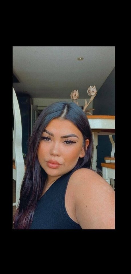 samanthababyy hot model img