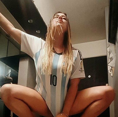 debboracarl adult model pic