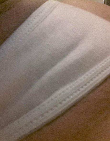 debboracarl model top picture